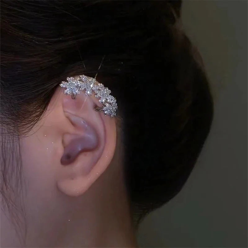 Fashion Sparkling Long Tassel Crystal Stars Ear Clip Earrings Without Piercing For Women Exquisite Light Luxury Wedding Jewelry