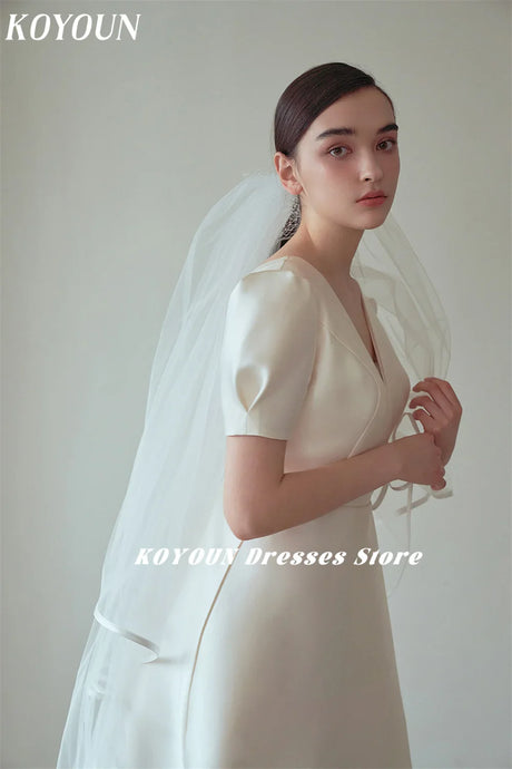 KOYOUN V Neck Simple Wedding Dresses with Short Puff Sleeves Bride Gowns A Line Korean Bride vestidos de novia 2024