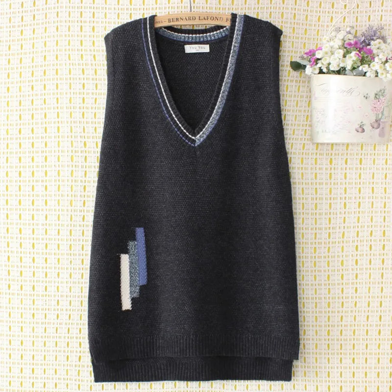 Plus Size Sweater Vest Women Clothing 4xl Loose Stripe Jacquard Knitted Pullover V-Neck Sleeveless Curve Jumper E2-1170