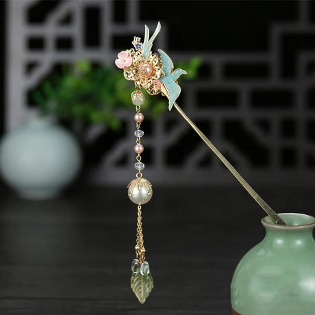 2023 New Chinese Hair Stick Girls Vintage Wedding Hanfu Decor Hairpin Flower Tassel Pearl Hair Bun Chopsticks Bride Hair Jewelry