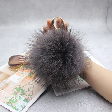 Big Size 15cm Real Fox Fur Ball Keychain Natural Raccon Fur Tassels Leather Strap Key Chain Ring Pendant For Women Charm f278