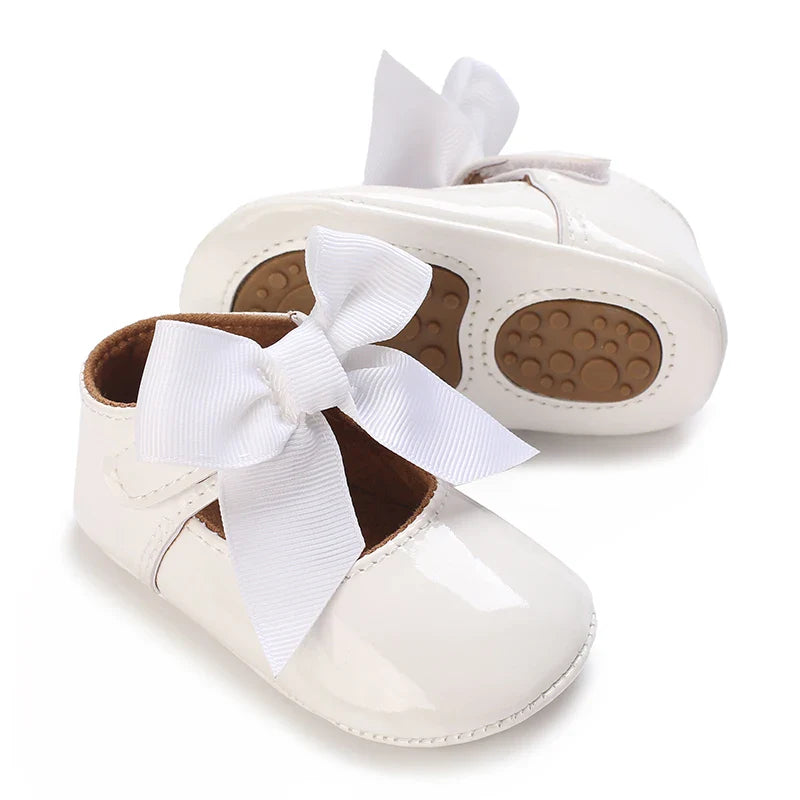 Cute White Lace Baby Girl Princess shoes  Baby Moccasins Moccs Shoes Bow Fringe Rubber Soled Non-slip Footwear Crib Shoes