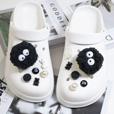 DIY Black Plush Ball Shoes Charms for Furry Ball Cute Hole Shoe Charms Designer Lovely Accessories All-match Hot Sale 2024