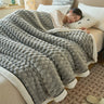 Winter Warm Blanket Skin-Friendly Bedspread Solid Striped Throw Blankets Sofa Air Conditioning Blanket For Bedroom