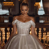 Retro Vestido De Novia Appliques Satin Beading Wedding Dresses Sweetheart Illusion Sleeves Lace Up Bridal Princess Custom Made