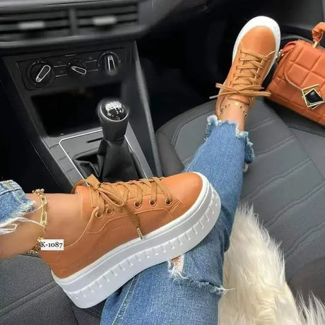 Designer Women Leather Platform Casual Shoes Fashion Solid Color Chunky Heel Sneakers Flat Sports Shoes Female Zapatillas Mujer