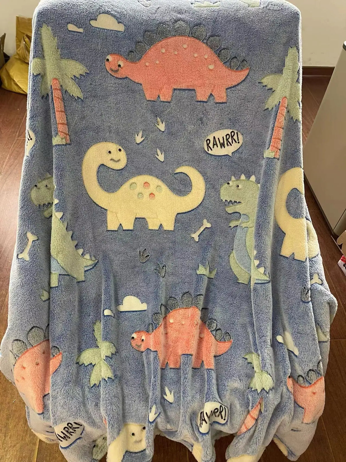 Glow in The Dark Throw Blanket Luminous Unicorns Dinasour Mermaid Blanket Christmas Gifts for Boys Girls Fleece Thin Blanket