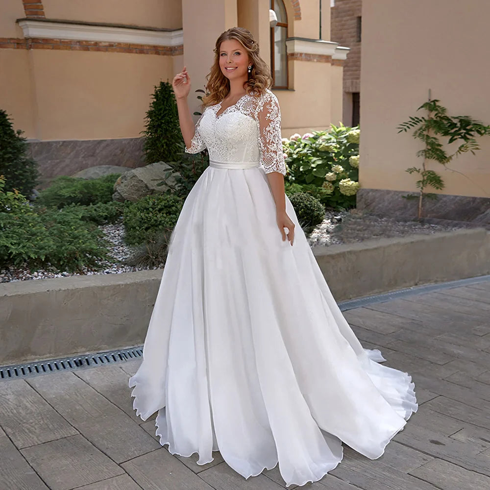 Elegant Plus Size Wedding Dress for Woman Half Sleeves V Neck Applique Sweep Train A Line Lace up Bridal Gown Robe De Mariee