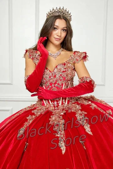 Red Velvet Vestidos De 15Quinceañera 2024 Luxurious Crystal Applique Sheath Halter Dress Wedding Evening Party Dresses