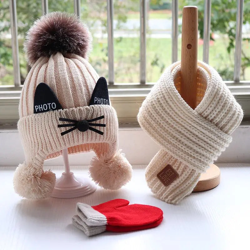 Autumn/Winter Baby hat and scarf set Children's thickened knitted wool hat around bib gloves Cute cat