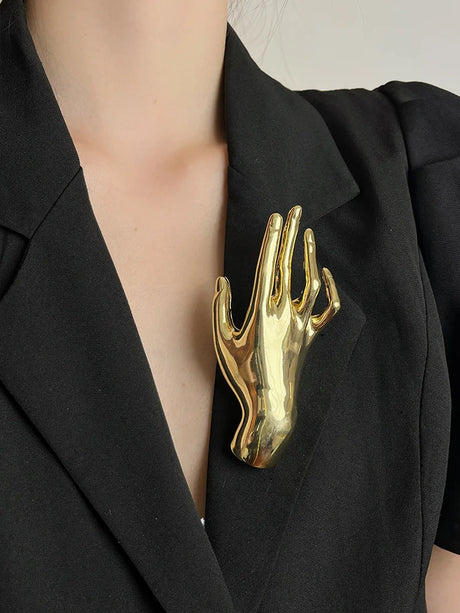 Vintage Metal Smooth Double Palm Hand-shaped Large Broochs for Women Punk Unique Creative Suit Pins Party Jewelry Gifts