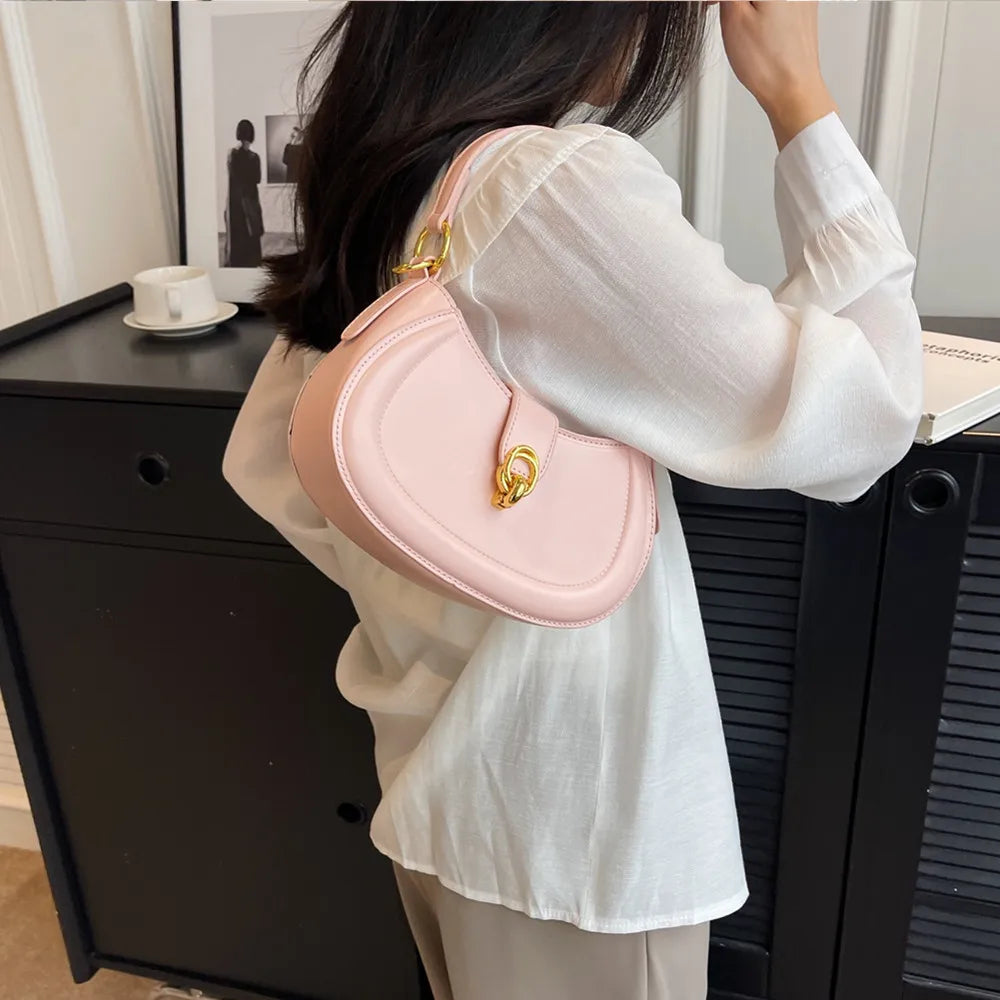 Toptrends Saddle Small Underarm Shoulder Cossbody Bags For Women 2023 Trend Designer Short Handle Half Moon PU Leather Handbags