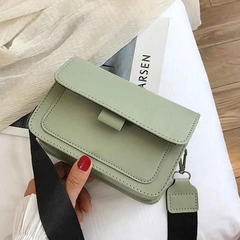 Women's Crossbody Bag New Small Square Bag Trendy Fashion Casual Simple Wide Shoulder Strap Retro One Shoulder Messenger Bag