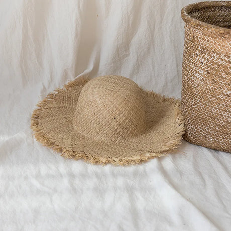 2024 Handmade Big Brim Hat Oversized Tassel Burrs Women Men Straw Sun Brim Hats Natural Raffia Panama Beach Summer Hat