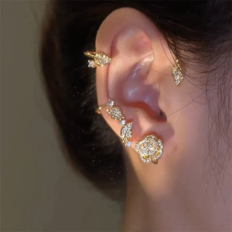 Fashion Sparkling Long Tassel Crystal Stars Ear Clip Earrings Without Piercing For Women Exquisite Light Luxury Wedding Jewelry