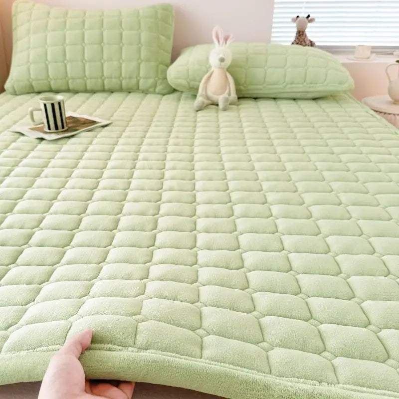 1pc Winter Milk Velvet Thickened Warm Bed Sheet Bedspread Single Double Soft Thin Fold Mattress Toppers Tatami Floor Quilted Mat