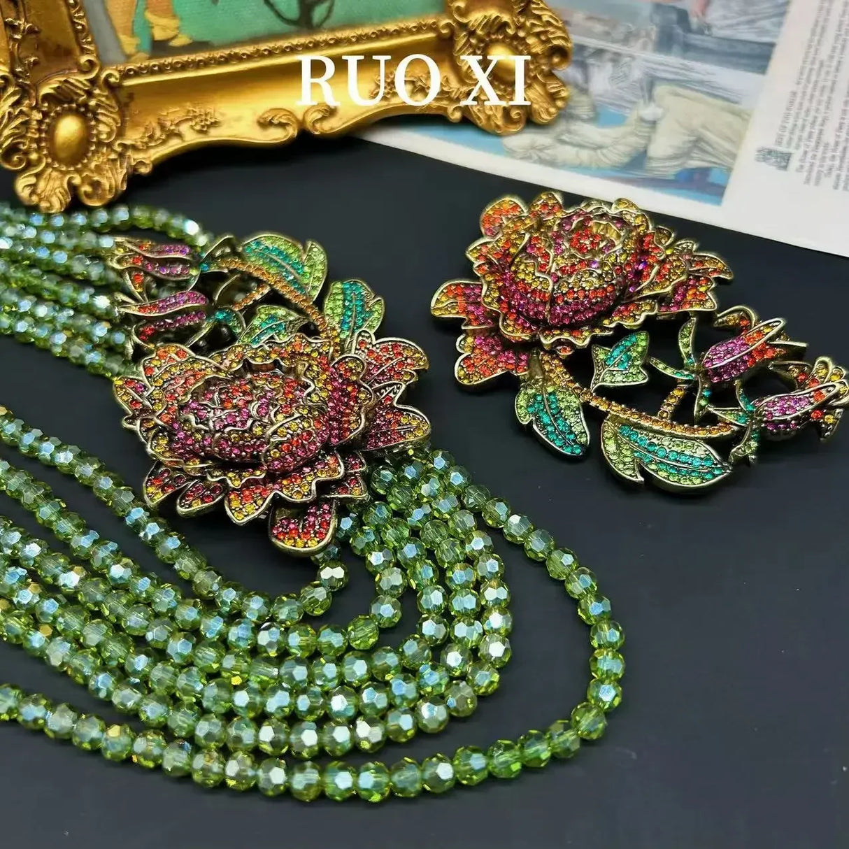 Vintage Multi-Layer Heavy Industry Pomegranate Blossom Brooch Mild Luxury Retro Artistic Glass Crystal Rhinestone Necklace