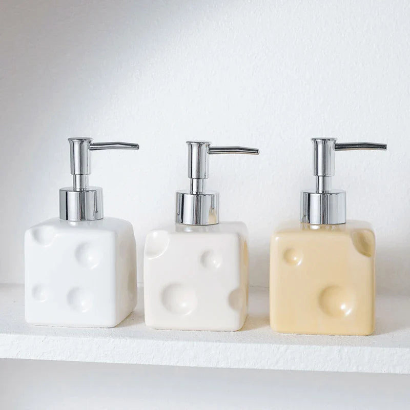 European Creative Cheese Soap Dispenser Ceramic Emulsion Bottle Bathroom Decoration Shampoo Water Bottle Press Bottle 280ML