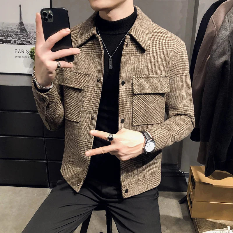 2023Autumn/Winter Men Polo Neck Woolen Jacket Fashion Slim Fit Suit Coat HighQuality Checkered Multi Pocket Korean Casual Jacket