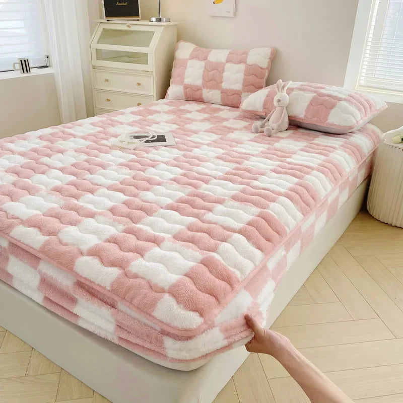 Soft Warm Plush Mattress Protector Cover Winter Couple 2 People Black White Plaid Elastic Fitted Sheet Bed Protection Pad