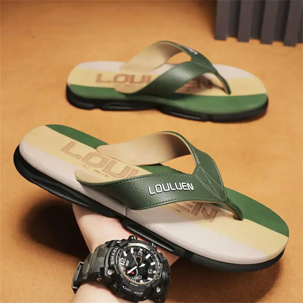 Dark Hawaiian Luxury Designer Slipper Men Sport Sport Summer Shoes Men's Sandals Sneakers Products Top Grade Traning Brands