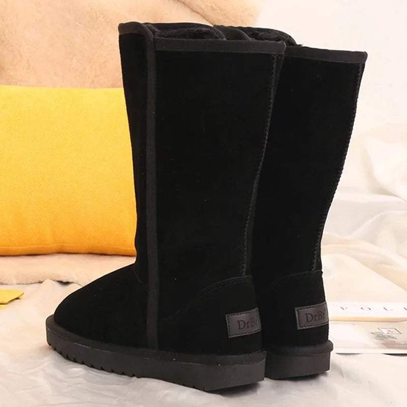 Women Suede Leather Warm Snow Boots 2022 Winter New Causal Plush Fluffy Anti-cold Zipper Boots Plus Size 42 Women Platform Shoes