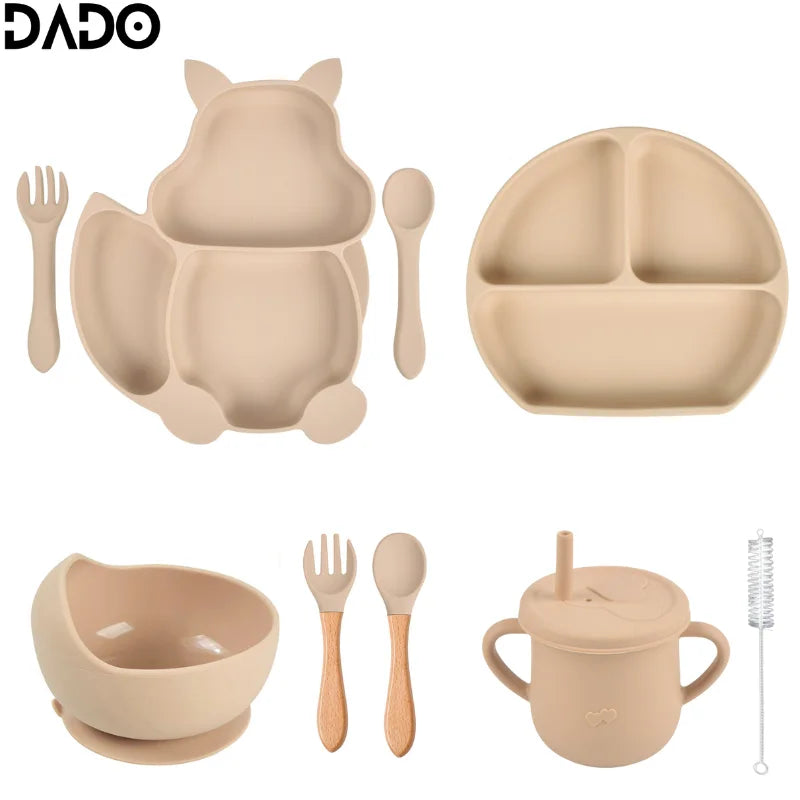 Baby Feeding Set Silicone Suction Bowls Divided Plates Straw Sippy Cup Toddler Self Eating Utensils Dishes Kit Bibs Spoons Fork