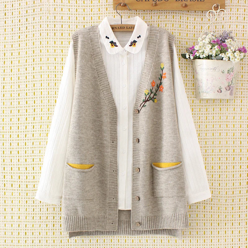 Plus Size Loose Sweaters Vest Women Clothing 4xl Loose Fit High Strecth Knitted Cardigan Floral Embroidered Pocket V-Neck Jumper