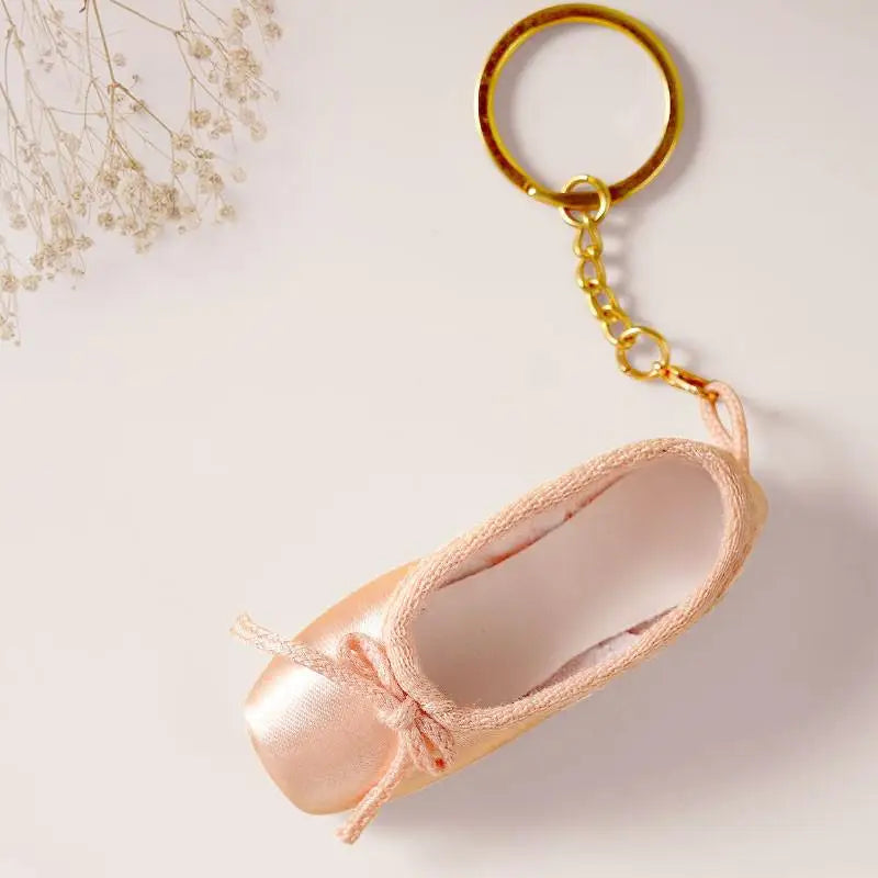 Handmade Mini Ballet Shoe Ballet Keychain Gift Satin Pointe Shoes Key Ring Keychain Schoolbag Bjd Doll Pendant