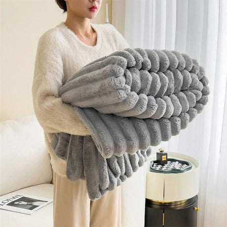 Winter Warm Blanket Skin-Friendly Bedspread Solid Striped Throw Blankets Sofa Air Conditioning Blanket For Bedroom