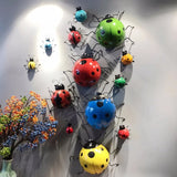 3D Metal Ladybugs Wall Mounted Decor Garden Creative Cute Insect Sculptures Outdoor Patio Lawn Fence Statues Decoration Supplies