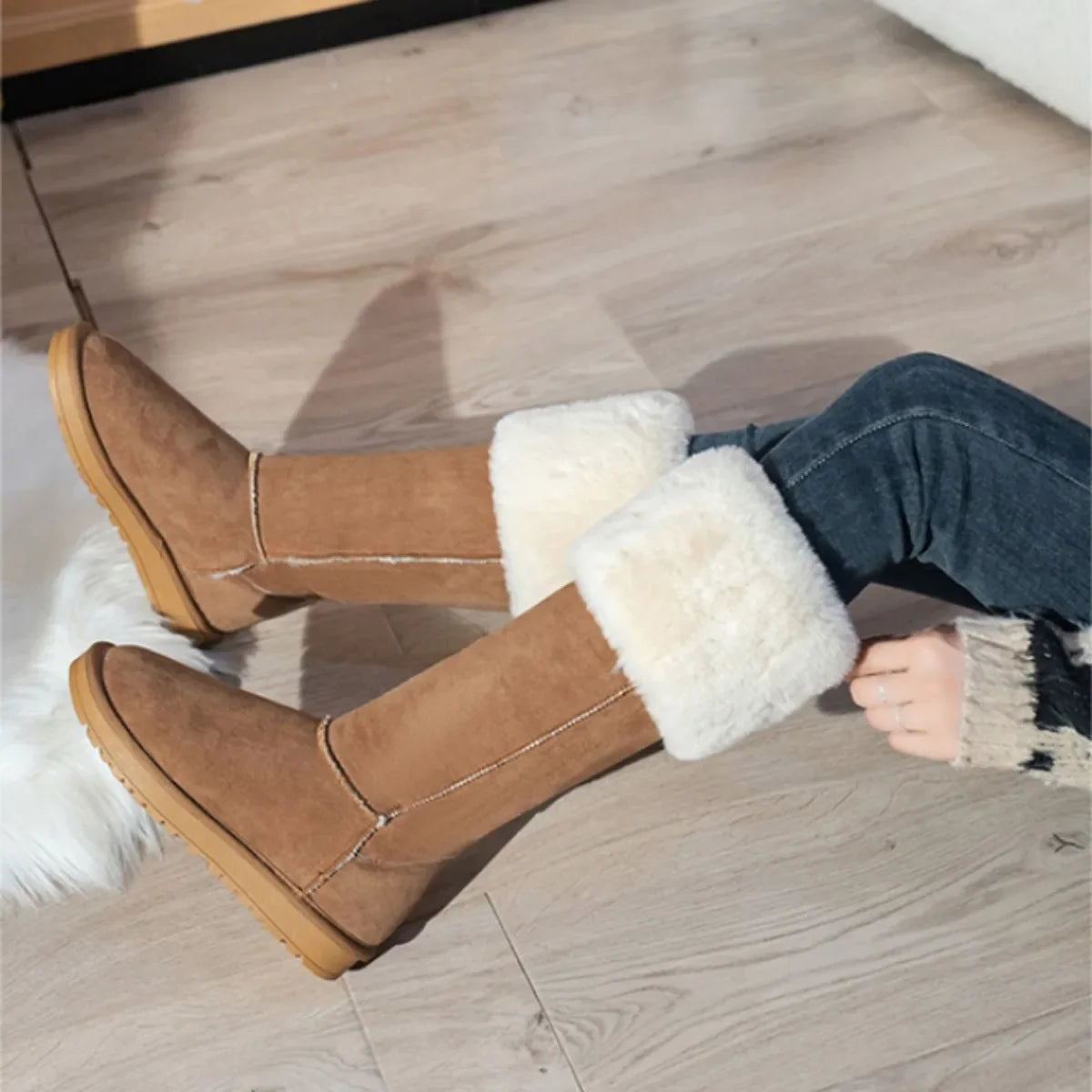 Winter Women's Short Plush Suede Snow Boots Fashion New Keep Warm Flat Mid Calf Boots for Women Platform Shoes Thigh High Botas