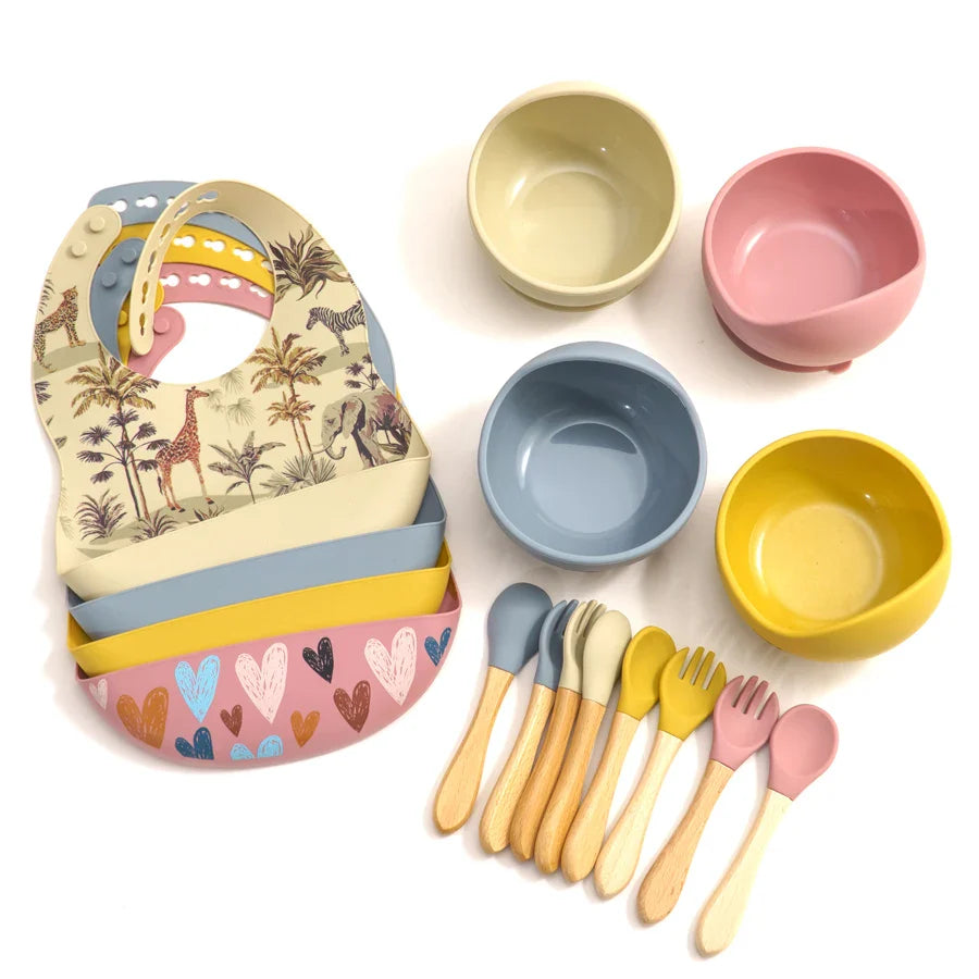 BPA FREE 5PCS/Set Silicone Baby cups dishes Utensils Waterproof printed baby bibs Suction Bowl baby accessories for babies