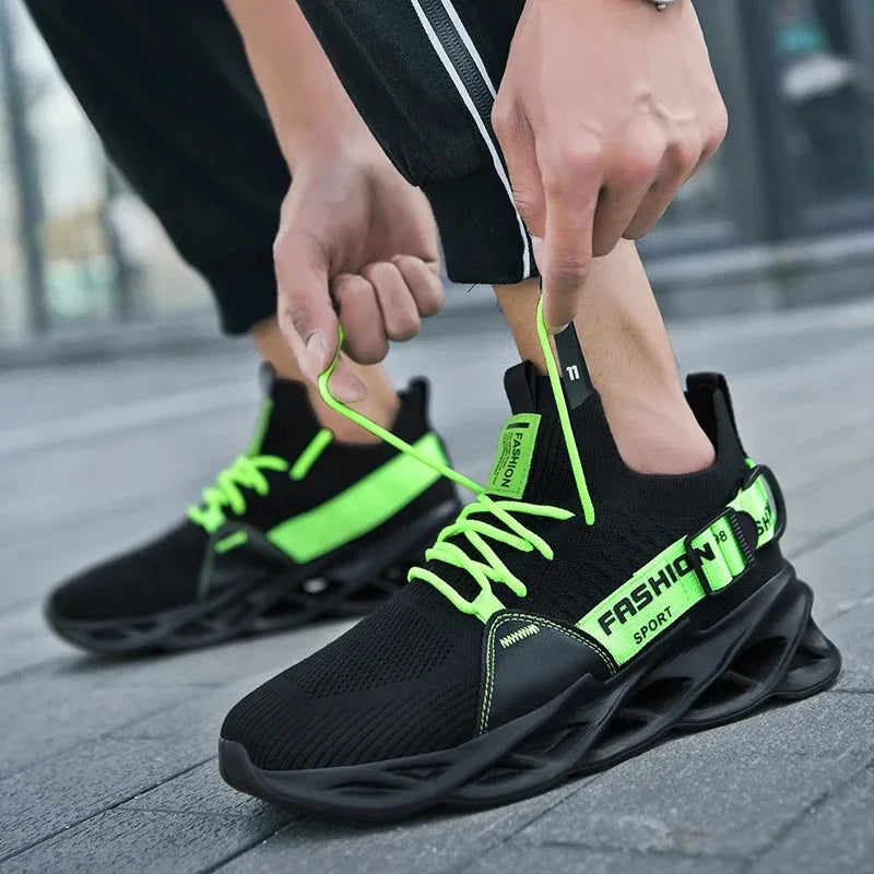 New Men's Fashion Running Sneakers Breathable Comfortable Non-slip Shoes Lightweight Tennis Shoes Fluorescent Shoes