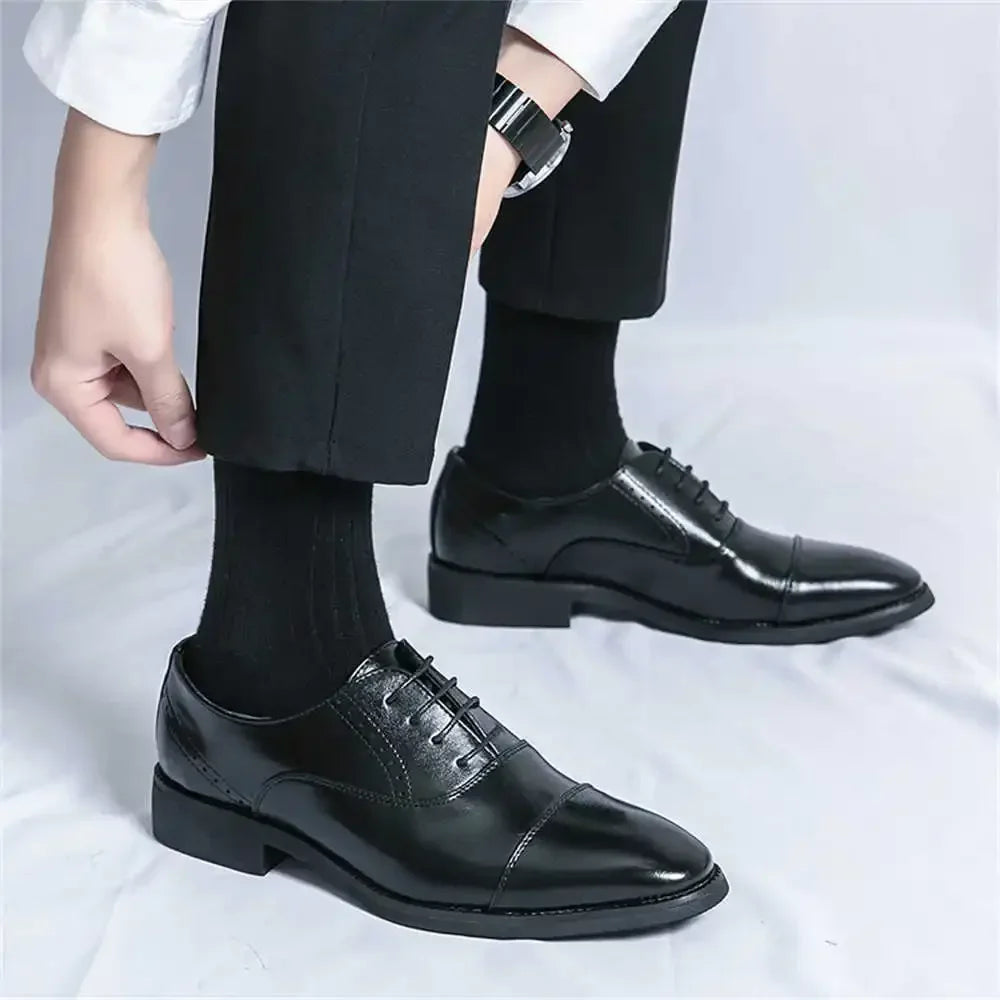 Normal Leather Tied Wedding Dress Shoes Green Mens Shoes Luxury Wedding Party Shoes Sneakers Sports Kawaiis Racing Unique