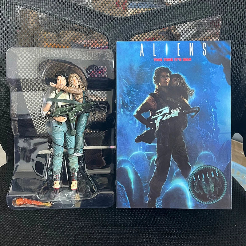 Neca ALIEN 2 Ripley Newt Figure LT Ellen Giger Xenomorph Facehugger Ripley vs Newt Predator Model Collectible Action Toys Gifts