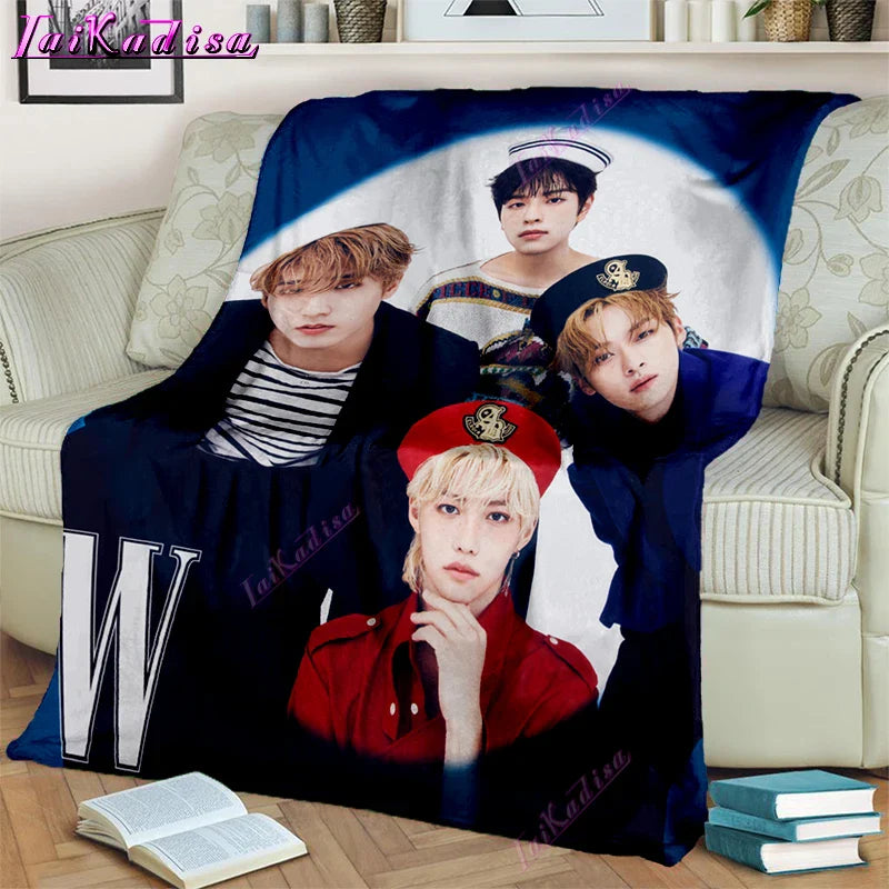 Stray Kids Blanket Soft Sofa Cover Kpop Singer Throw Blanket Fleece Blanket Lightweight Warm Bed Blankets for Bedroom Couch