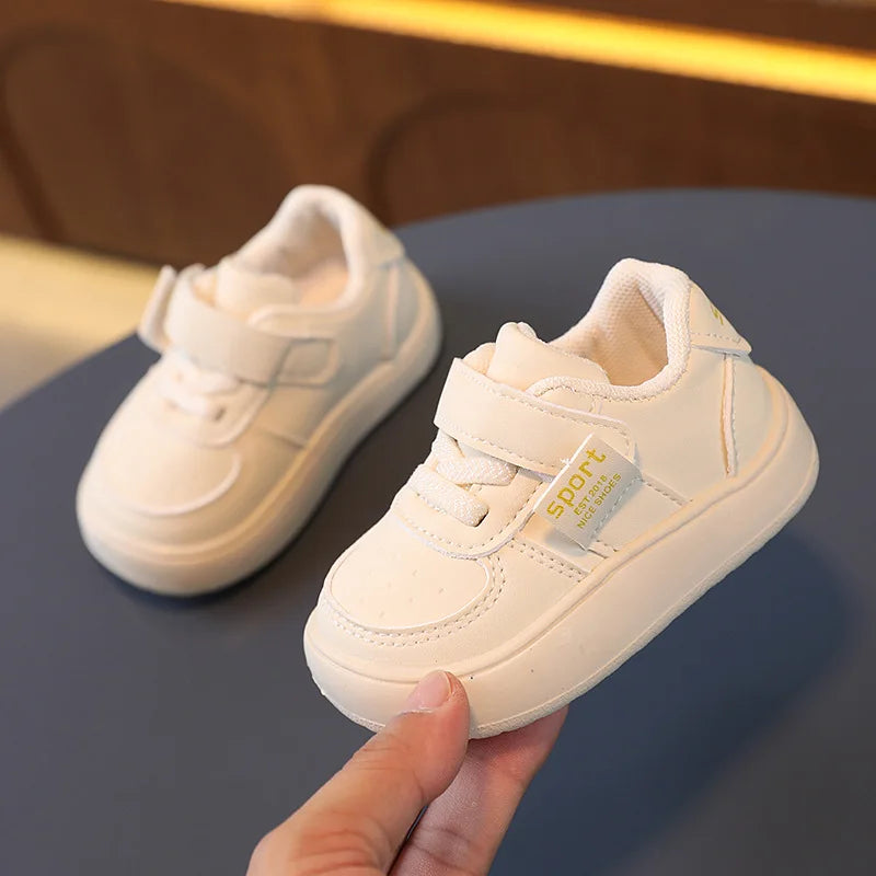 Kids Sports Shoes Boys Casual Sneakers Autumn New Fashion Non Slip Girls Board Shoes Children Soft Soled Baby Toddlers Shoes