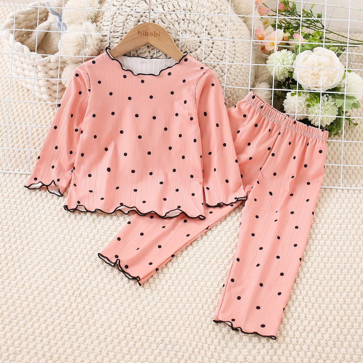 hibobi 2-Piece Girl Spring Allover Heart Printed Long Sleeve Top & Matching Pants Comfortable And Cute Loungewear Set