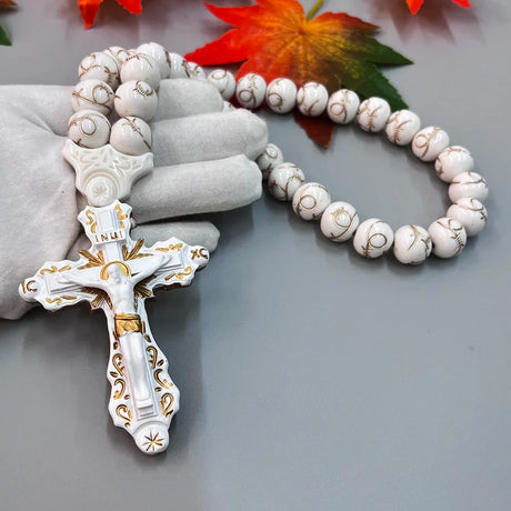 GS111 Cross Holy Image Resin Paintings Fine Beads Decoration Religious Redemption Belief 3D Stereo Car Pendants NecklaceOrnament