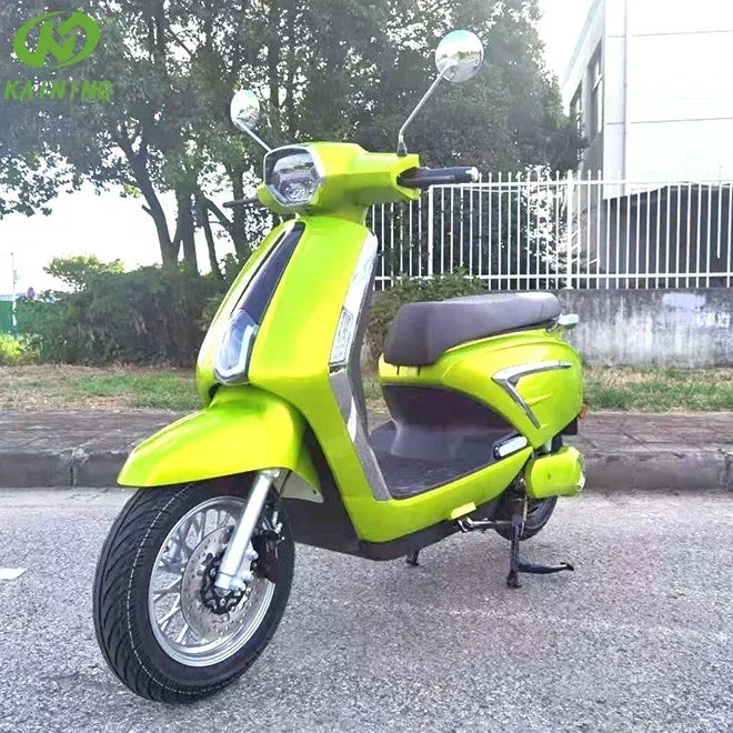 65km/h 72V55A EEC Electric Moped Scooter 2000W Electric Motorcycle Adult