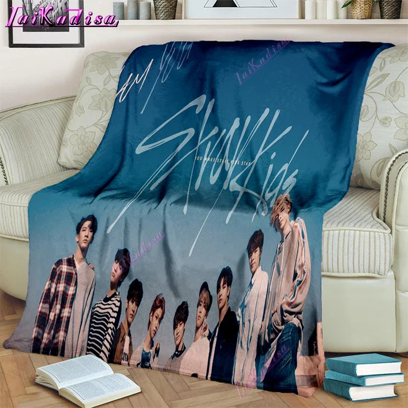 Stray Kids Blanket Soft Sofa Cover Kpop Singer Throw Blanket Fleece Blanket Lightweight Warm Bed Blankets for Bedroom Couch