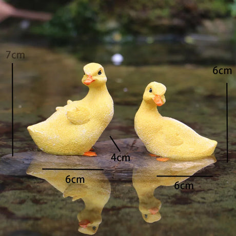 Cute Duck Resin Garden Statue Backyard Pond Ducks Decoration Bird Sculpture Indoor Outdoor Yard Decor Pond Lawn Ornament