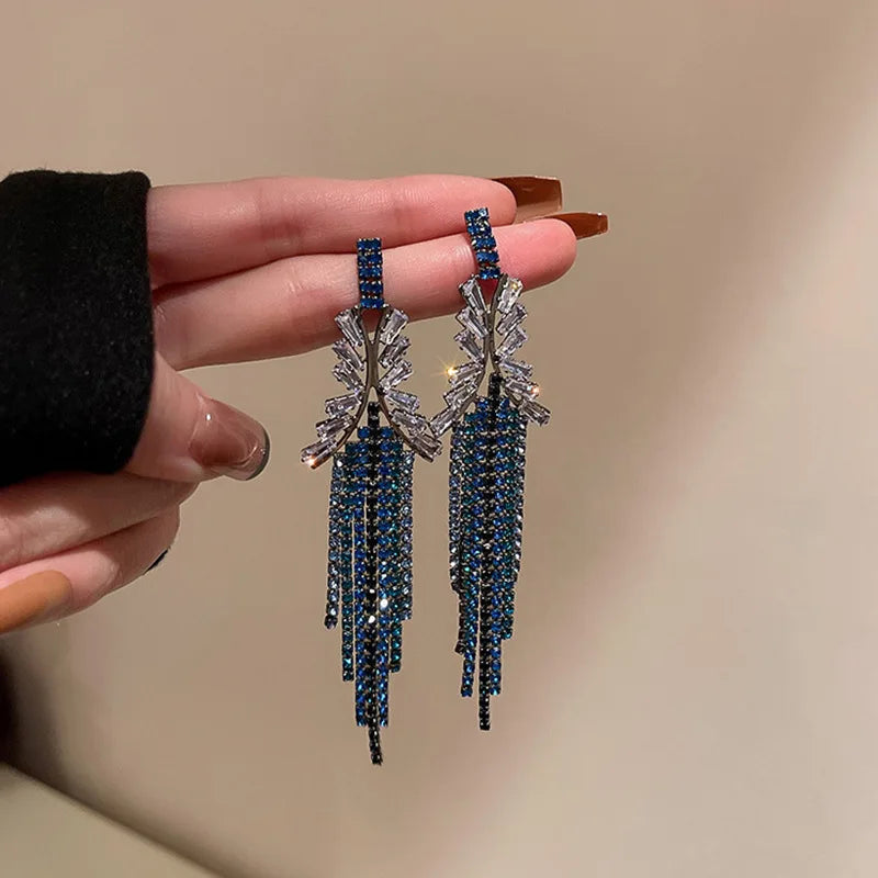 Long Retro Blue Flower Feather Tassel Dangle Earrings for Women 2022 Fashion Crystal Drop Earring Vintage Brincos Jewelry