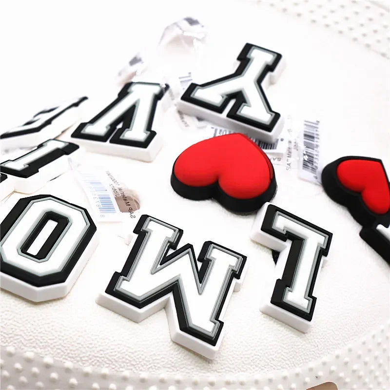 Original 26 Letters Shoe Charms Decoration PVC Red Heart Shoe Buckles Accessories fit Bands Wristband Kids Party X-mas Gifts