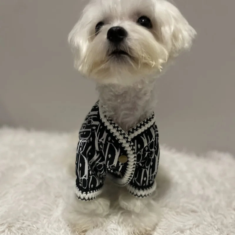 Luxury Puppy Sweater Cute Clothes Cat Dog Autumn Winter Warm Small Dogs Pet Apparel Small Pet Elegant Letter Cardigan