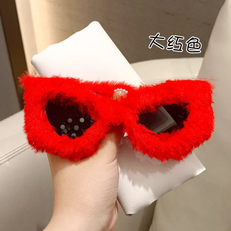 Trendy Cat Eye Kardashan Sunglasses Women Punk Soft Fur Velvet Sun Glasses Ladies UV400 Shades Handmade Eyewear Gafas De Sol INS