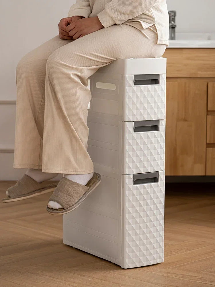 Multi-functional 18CM Wide Bathroom Slot Storage: Large Capacity Cabinet Ideal for Narrow Toilet Spaces