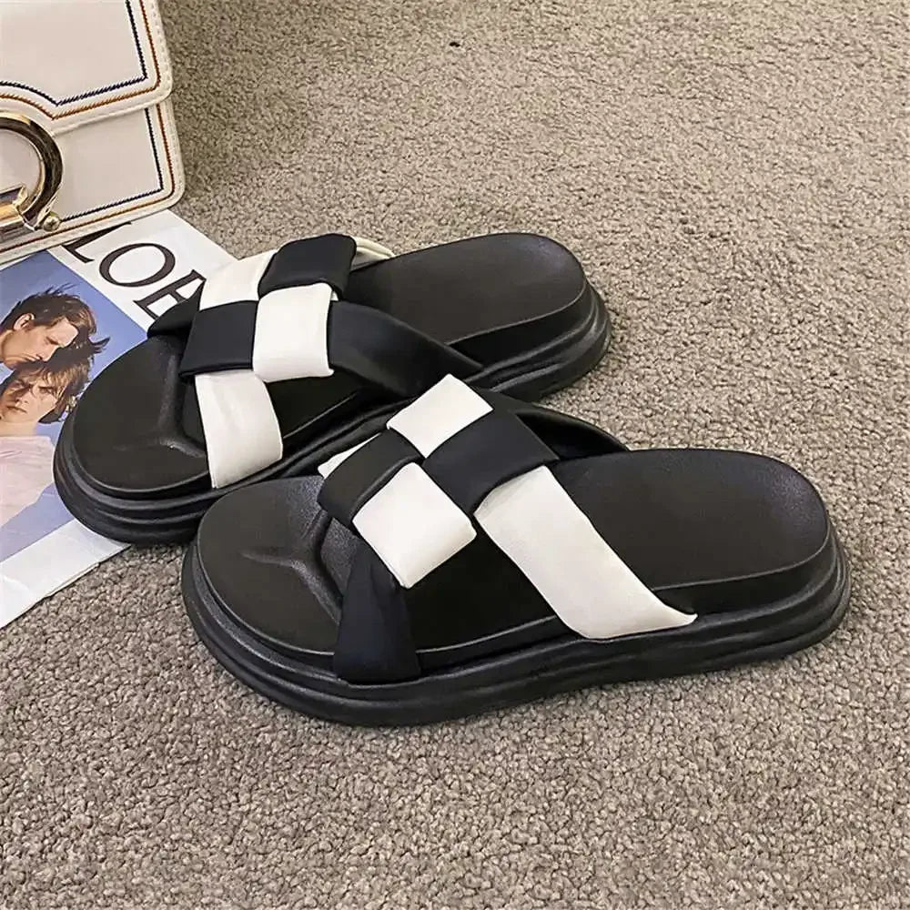 Living Room Size 38 Soft Slippers Luxury Sandals Woman Shoes Designer Sneakers Sport Offers High Brand Besket Visitors