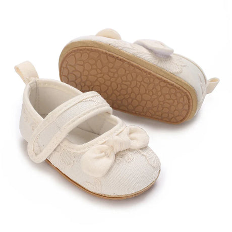 Cute White Lace Baby Girl Princess shoes  Baby Moccasins Moccs Shoes Bow Fringe Rubber Soled Non-slip Footwear Crib Shoes